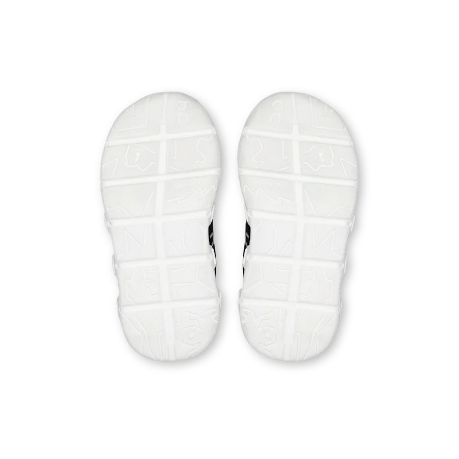 Cloud Dash coloris Noir / Blanc — vue 3