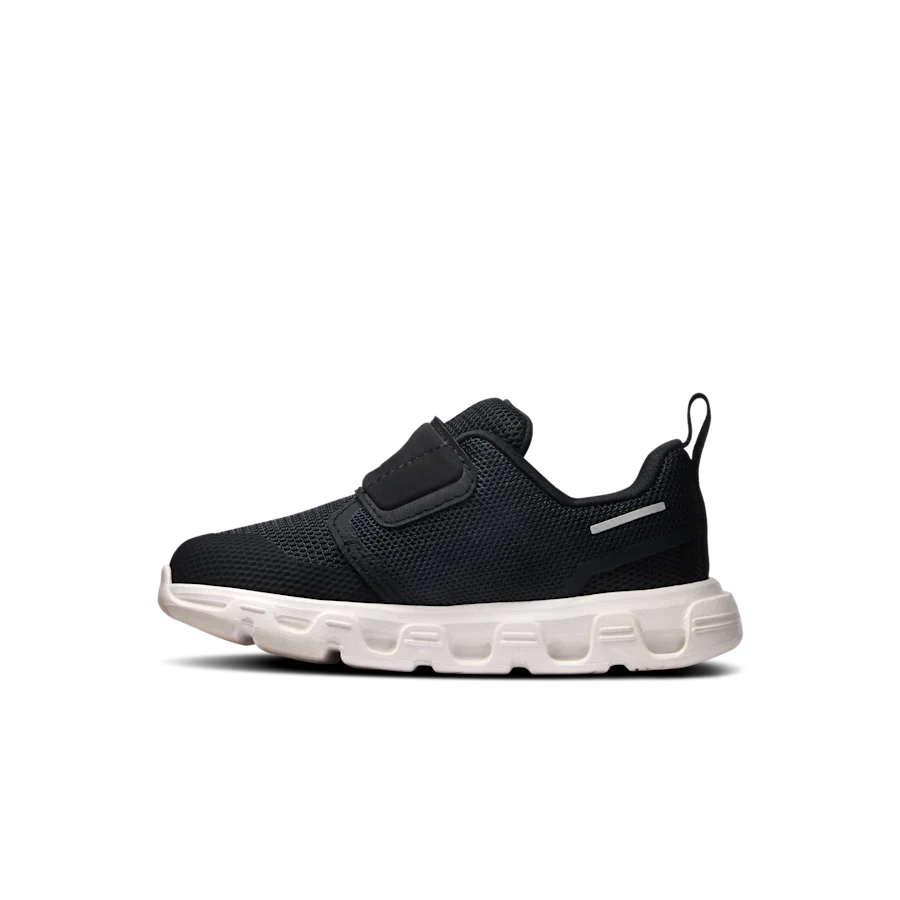 Cloud Dash coloris Noir / Blanc — vue 4