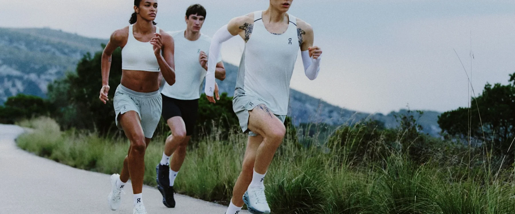 Coureurs sur un sentier